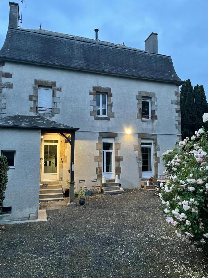 Les Hirondelles De La Villa Des Roses Pontmain Eksteriør billede