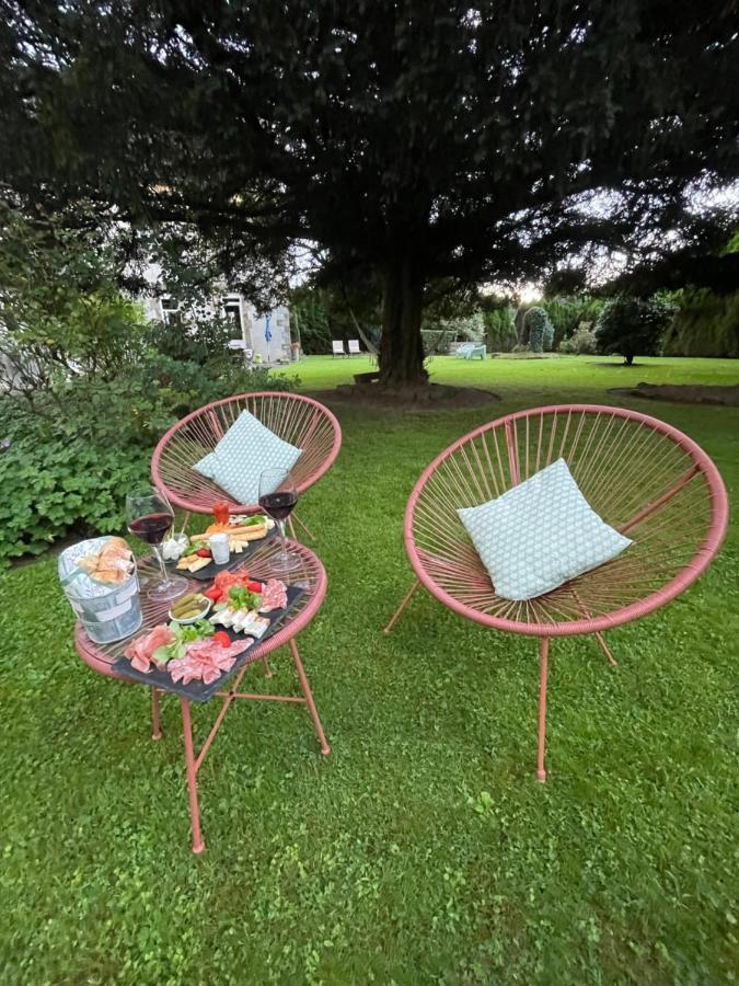 Les Hirondelles De La Villa Des Roses Pontmain Eksteriør billede